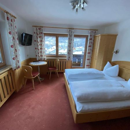 Pension Kandaharblick Pettneu am Arlberg Exterior photo